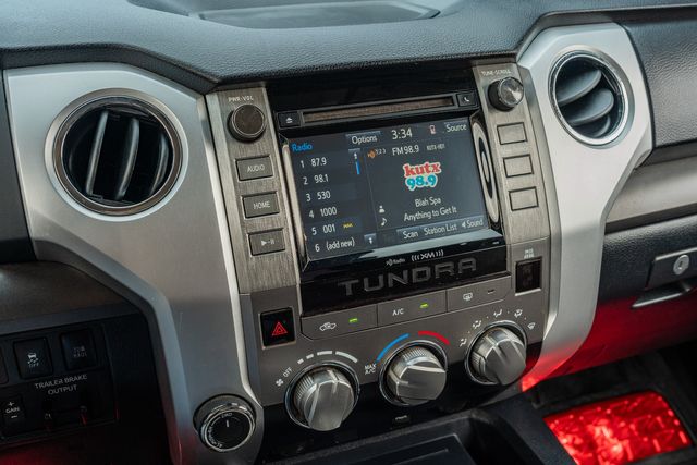 2018 Toyota Tundra SR5 TRD OFF-ROAD 4X4 W/ UPGRADES / TEXAS OWNED | Austin, TX | Rocky Mountain Truck Stop Austin