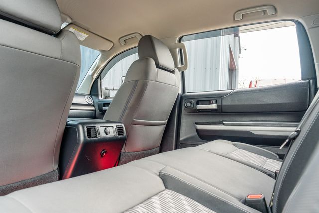 2018 Toyota Tundra SR5 TRD OFF-ROAD 4X4 W/ UPGRADES / TEXAS OWNED | Austin, TX | Rocky Mountain Truck Stop Austin