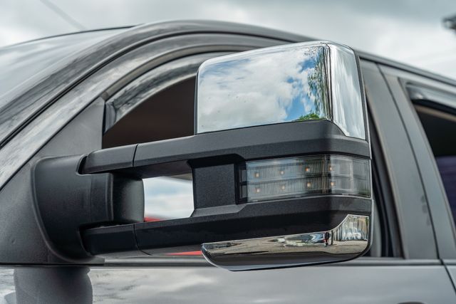 2018 Toyota Tundra SR5 TRD OFF-ROAD 4X4 W/ UPGRADES / TEXAS OWNED | Austin, TX | Rocky Mountain Truck Stop Austin