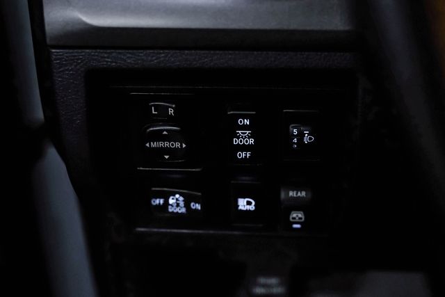 2018 Toyota Tundra SR5 5.7L V8 Pro Comp Lift 22" FUEL 37" X/T Bumpers | Dallas, TX | East Dallas Diesel 2018 Toyota Tundra SR5 5.7L V8 Pro Comp Lift 22" FUEL 37" X/T Bumpers | Dallas, TX | East Dallas Diesel