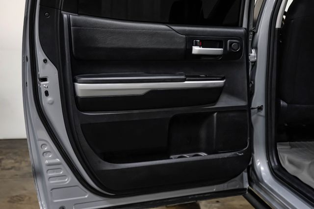 2018 Toyota Tundra SR5 5.7L V8 Pro Comp Lift 22" FUEL 37" X/T Bumpers | Dallas, TX | East Dallas Diesel 2018 Toyota Tundra SR5 5.7L V8 Pro Comp Lift 22" FUEL 37" X/T Bumpers | Dallas, TX | East Dallas Diesel