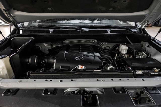 2018 Toyota Tundra SR5 5.7L V8 Pro Comp Lift 22" FUEL 37" X/T Bumpers | Dallas, TX | East Dallas Diesel 2018 Toyota Tundra SR5 5.7L V8 Pro Comp Lift 22" FUEL 37" X/T Bumpers | Dallas, TX | East Dallas Diesel