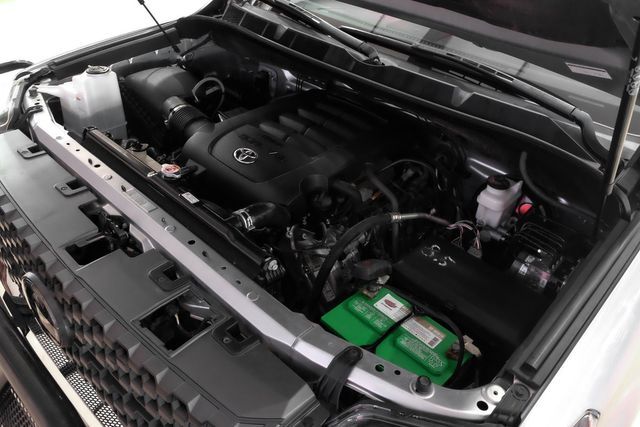 2018 Toyota Tundra SR5 | New York, NY | Spincar Demo Account