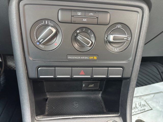 2018 Volkswagen Beetle 2.0T S | San Antonio, TX | Clear Choice Automotive South