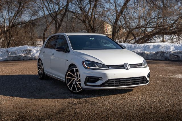 2018 Volkswagen Golf R 4Motion w/ AWD, 292 HP, Heated Seats, Fender Audio 2018 Volkswagen Golf R 4Motion w/ AWD, 292 HP, Heated Seats, Fender Audio