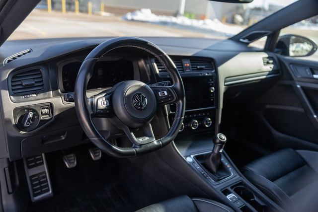 2018 Volkswagen Golf R 4Motion w/ AWD, 292 HP, Heated Seats, Fender Audio