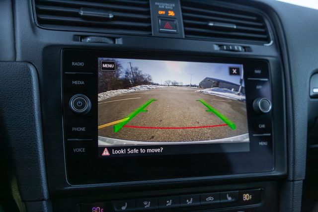 2018 Volkswagen Golf R 4Motion w/ AWD, 292 HP, Heated Seats, Fender Audio 2018 Volkswagen Golf R 4Motion w/ AWD, 292 HP, Heated Seats, Fender Audio