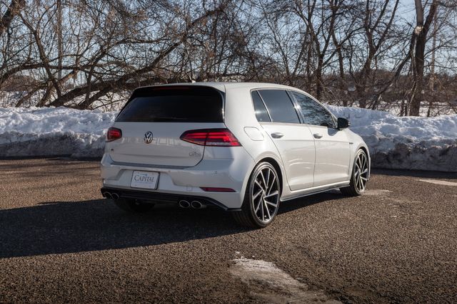 2018 Volkswagen Golf R 4Motion w/ AWD, 292 HP, Heated Seats, Fender Audio 2018 Volkswagen Golf R 4Motion w/ AWD, 292 HP, Heated Seats, Fender Audio