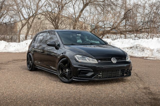 2018 Volkswagen Golf R 4Motion w/ AWD, 29 MPG, Adaptive Cruise, Bluetooth