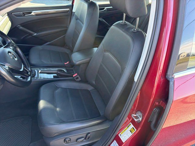 2018 Volkswagen Passat 2.0T SE