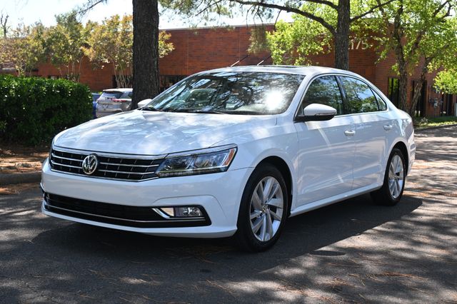 2018 Volkswagen Passat 2.0T SE
