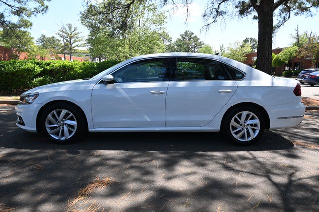 2018 Volkswagen Passat 2.0T SE