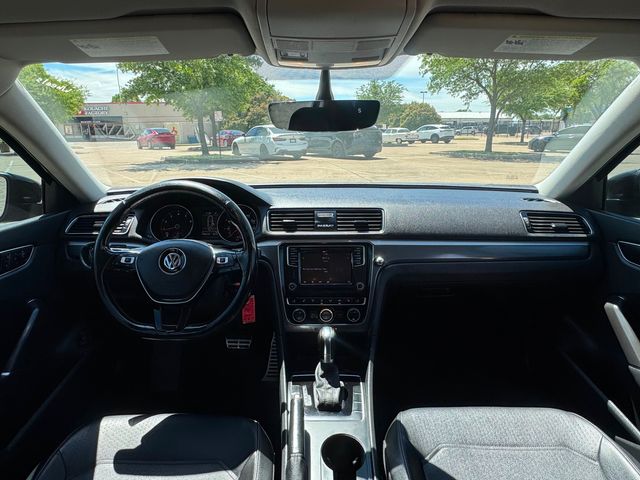 2018 Volkswagen Passat 2.0T R-Line | Plano, TX | Schneck Motor Company