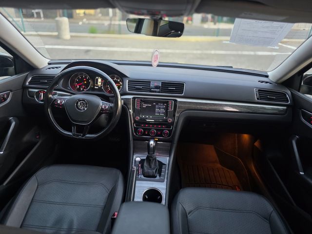 2018 Volkswagen Passat 2.0T SE | Reseda, CA | Angeles Auto Alliance