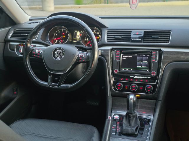 2018 Volkswagen Passat 2.0T SE | Reseda, CA | Angeles Auto Alliance