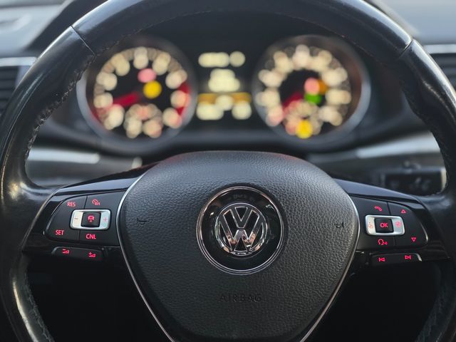 2018 Volkswagen Passat 2.0T SE | Reseda, CA | Angeles Auto Alliance