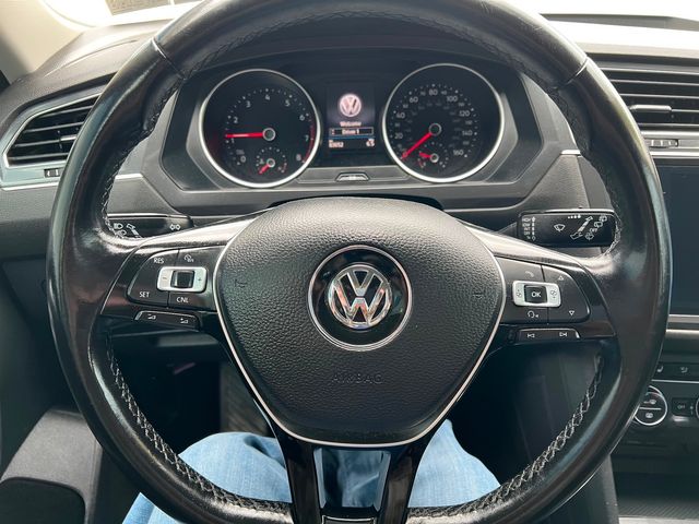 2018 Volkswagen Tiguan 2.0T SEL 4Motion