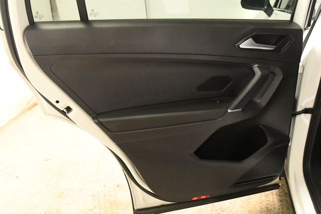 2018 Volkswagen Tiguan 2.0T SEL Premium 4Motion 3rd Row | Branford, CT | Sound Auto Wholesalers 2018 Volkswagen Tiguan 2.0T SEL Premium 4Motion 3rd Row | Branford, CT | Sound Auto Wholesalers