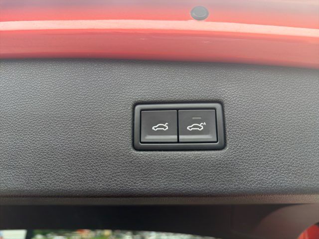 2018 Volkswagen Tiguan 2.0T SEL Premium