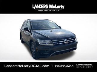 2018 Volkswagen Tiguan 2.0T SE | Huntsville, Alabama | Landers Mclarty DCJ in Huntsville, Alabama 35806