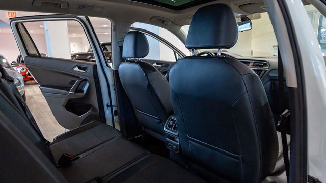 2018 Volkswagen Tiguan SE 3rd row