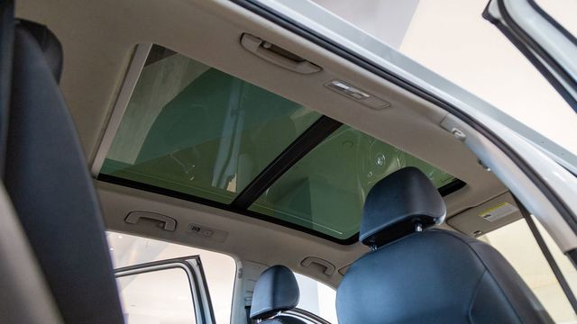 2018 Volkswagen Tiguan SE 3rd row