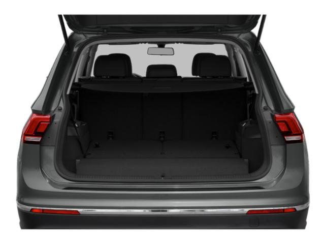2018 Volkswagen Tiguan SE 3rd row