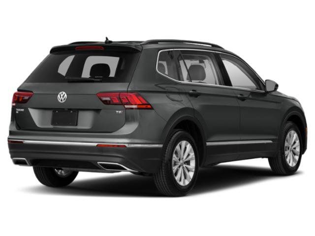 2018 Volkswagen Tiguan SE 3rd row