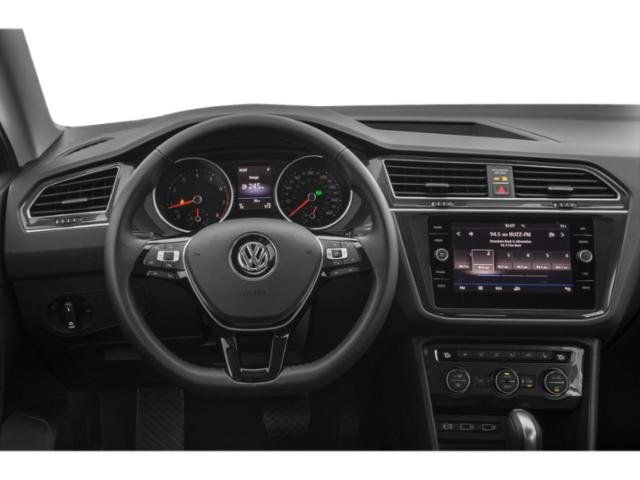 2018 Volkswagen Tiguan SE 3rd row