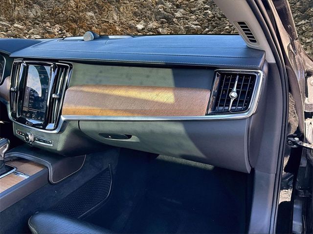 2018 Volvo S90 T6 Inscription