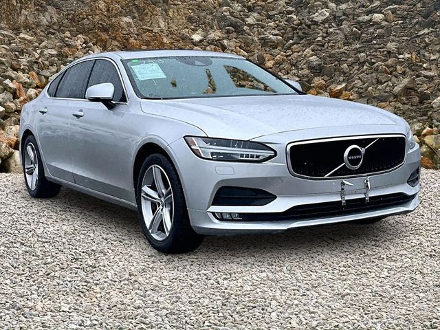 2018 Volvo S90 T5 Momentum
