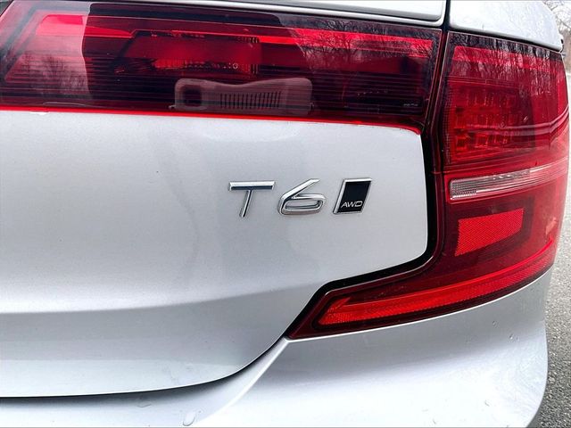 2018 Volvo S90 T6 Momentum