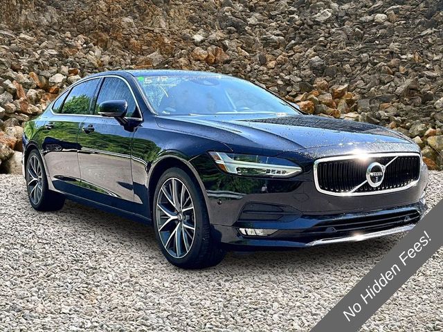 2018 Volvo S90 T6 Momentum