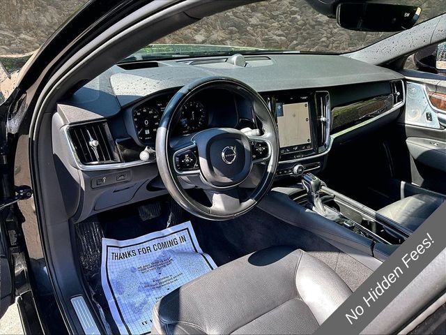 2018 Volvo S90 T6 Momentum
