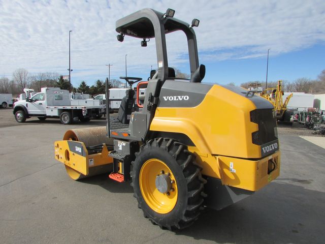 2018 SD45B Vibratory Smooth Drum Roller Packer  | St Cloud MN | NorthStar Truck Sales