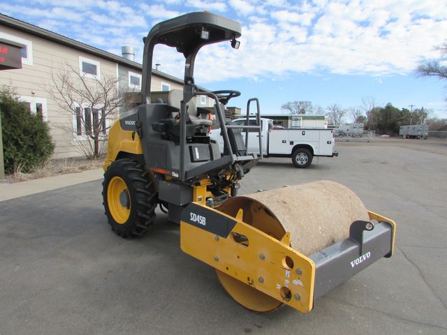 2018 SD45B Vibratory Smooth Drum Roller Packer  | St Cloud MN | NorthStar Truck Sales