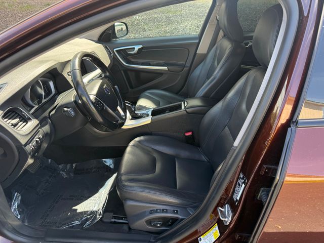 2018 Volvo V60 Cross Country T5 Premier