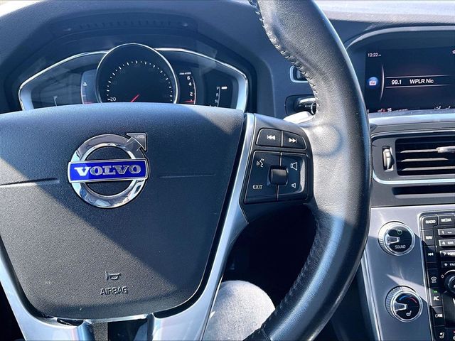 2018 Volvo V60 Cross Country T5 Premier
