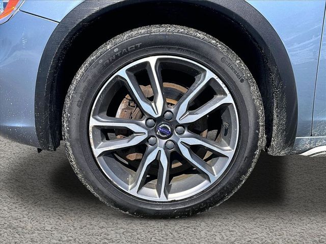 2018 Volvo V60 Cross Country T5 Premier