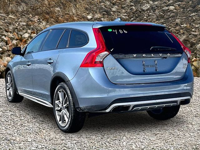 2018 Volvo V60 Cross Country T5 Premier