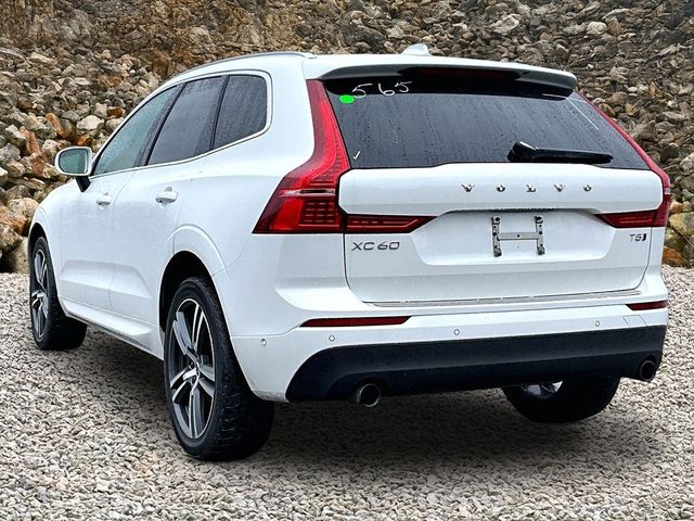 2018 Volvo XC60 T5 Momentum