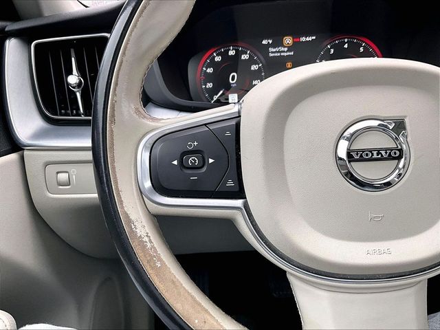 2018 Volvo XC60 T5 Momentum