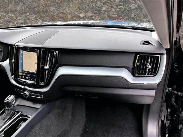 2018 Volvo XC60 T6 Momentum