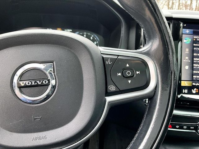 2018 Volvo XC60 T6 Momentum