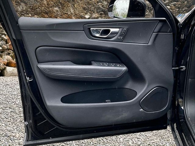 2018 Volvo XC60 T6 Momentum