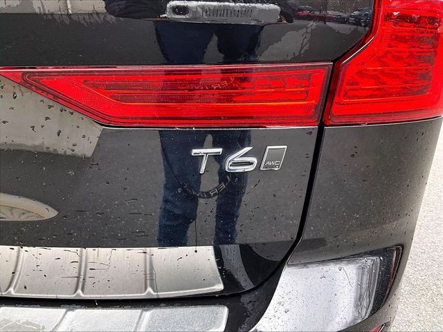 2018 Volvo XC60 T6 Momentum