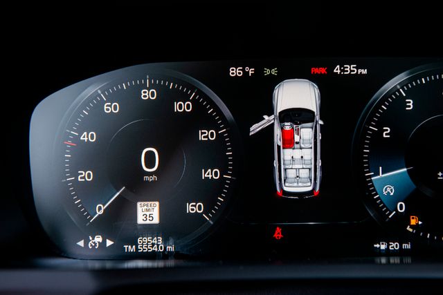 2018 Volvo XC90 T6 R-Design | Van Nuys, CA | Stellar Auto INC. 2018 Volvo XC90 T6 R-Design | Van Nuys, CA | Stellar Auto INC.