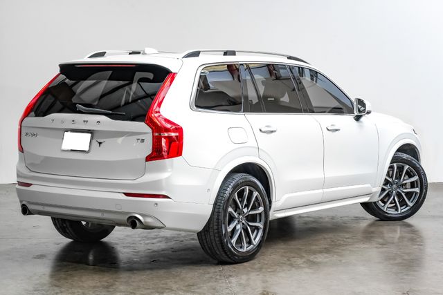 2018 Volvo XC90 T5 Momentum 7-Passenger