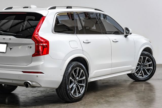 2018 Volvo XC90 T5 Momentum 7-Passenger