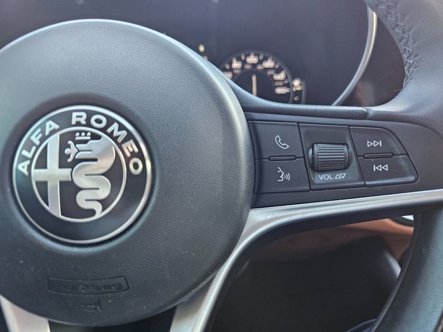 2019 Alfa Romeo Giulia RWD | Brownsville TX | English Motors 2019 Alfa Romeo Giulia RWD | Brownsville TX | English Motors